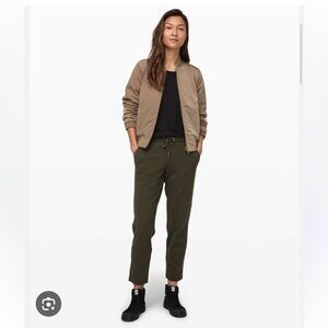 Lululemon On The Fly Pants (luxtreme) Size 0